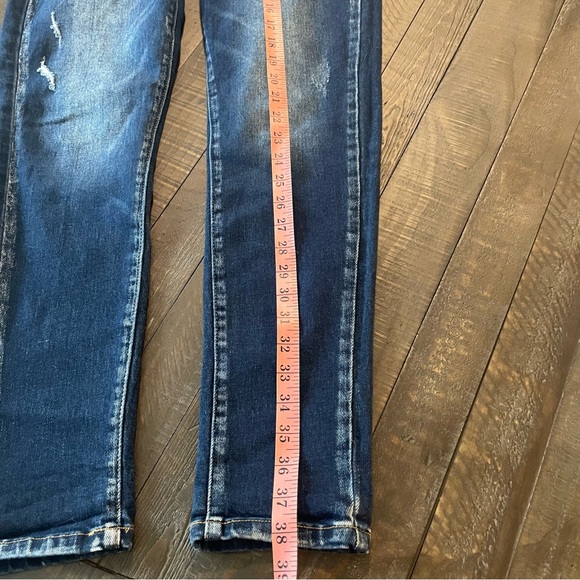 EUC KanCan jeans - Picture 4 of 10